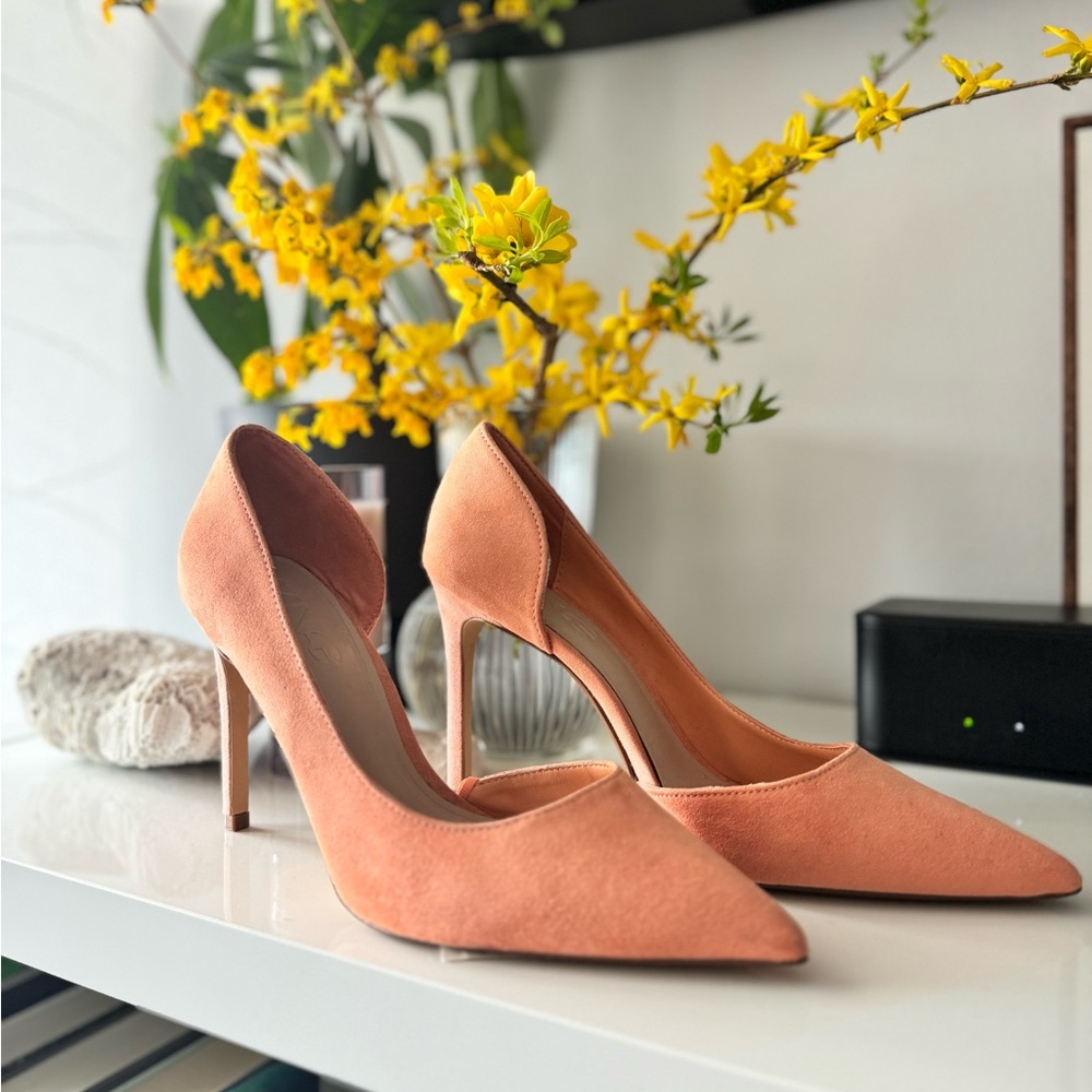 Mango Asymmetrical Coral  D'Orsay pumps